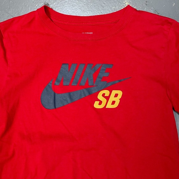 Nike SB 6.0 Skateboard Shirt Red Navy Small Nyjah - Picture 3 of 8